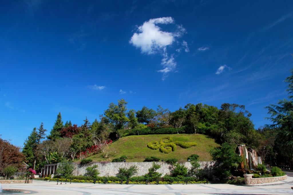 Fleur De Chine Hotel Yuchi Exterior foto